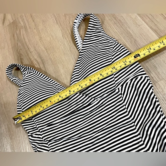 Super cute striped NIP TUCK bathing suit with cutout peekaboo back. - Picture 9 of 11